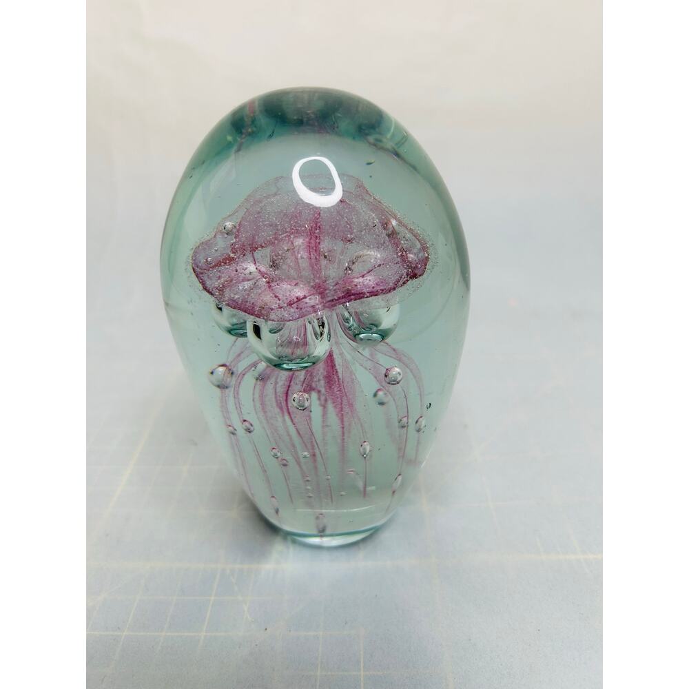 Pink Jellyfish Paperweight Dynasty Gallery Clear Glass Oval Shaped